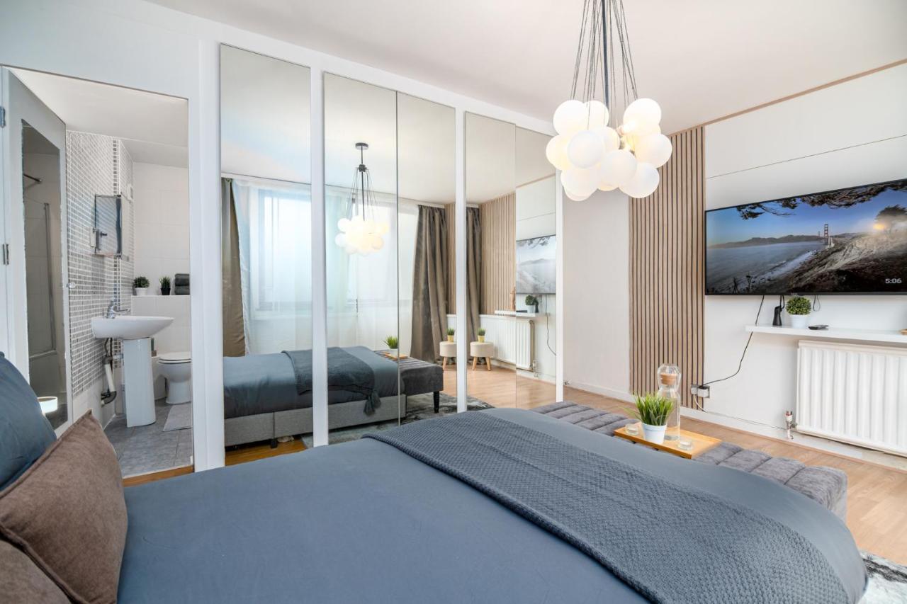 Charming Gem II 2Bd 2Ba Retreat Lägenhet London Exteriör bild